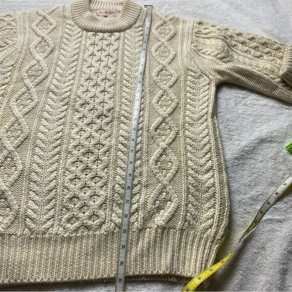 Alan Paige Cream Cable Knit Vintage 100% Wool Crew Neck Sweater Size 40 - Picture 8 of 9